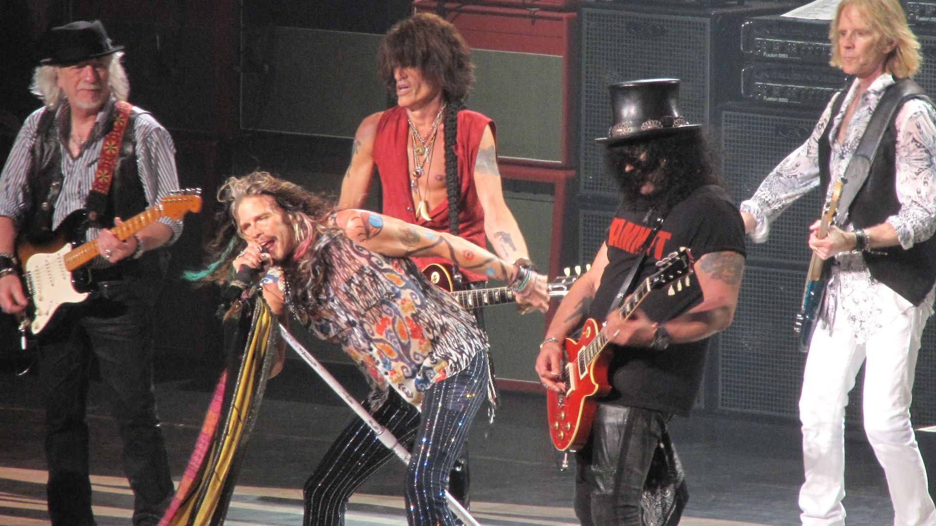 File:Aerosmith July 16 2014.jpg