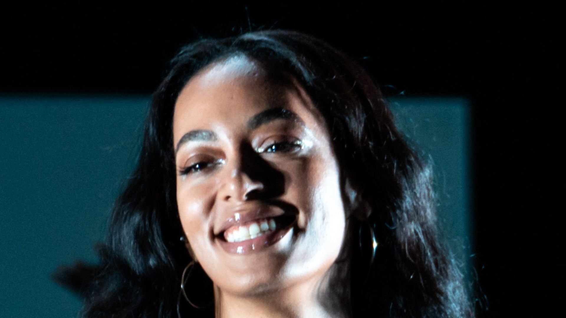 File:Solange Knowles, Bonnaroo Music and Arts Festival 2019 (cropped).jpg