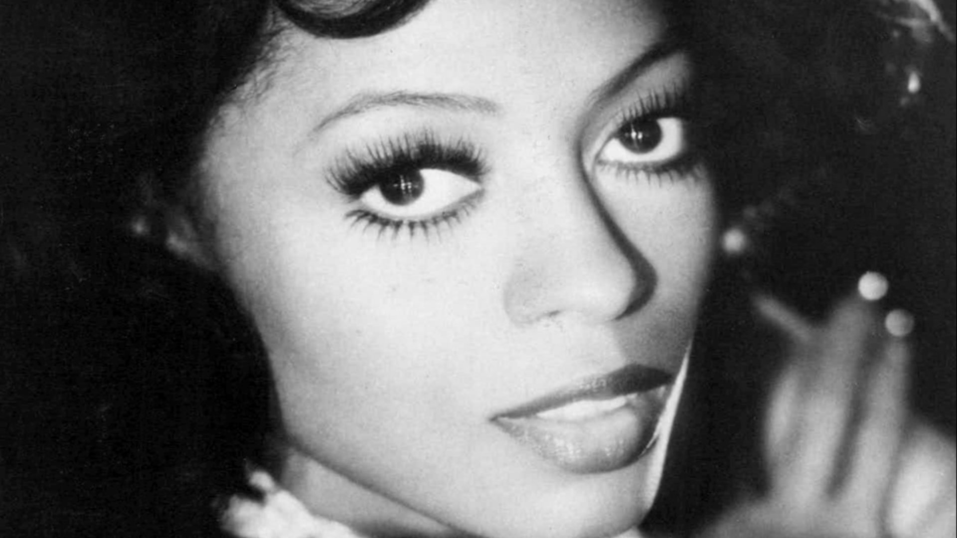 File:Diana Ross 1976.jpg