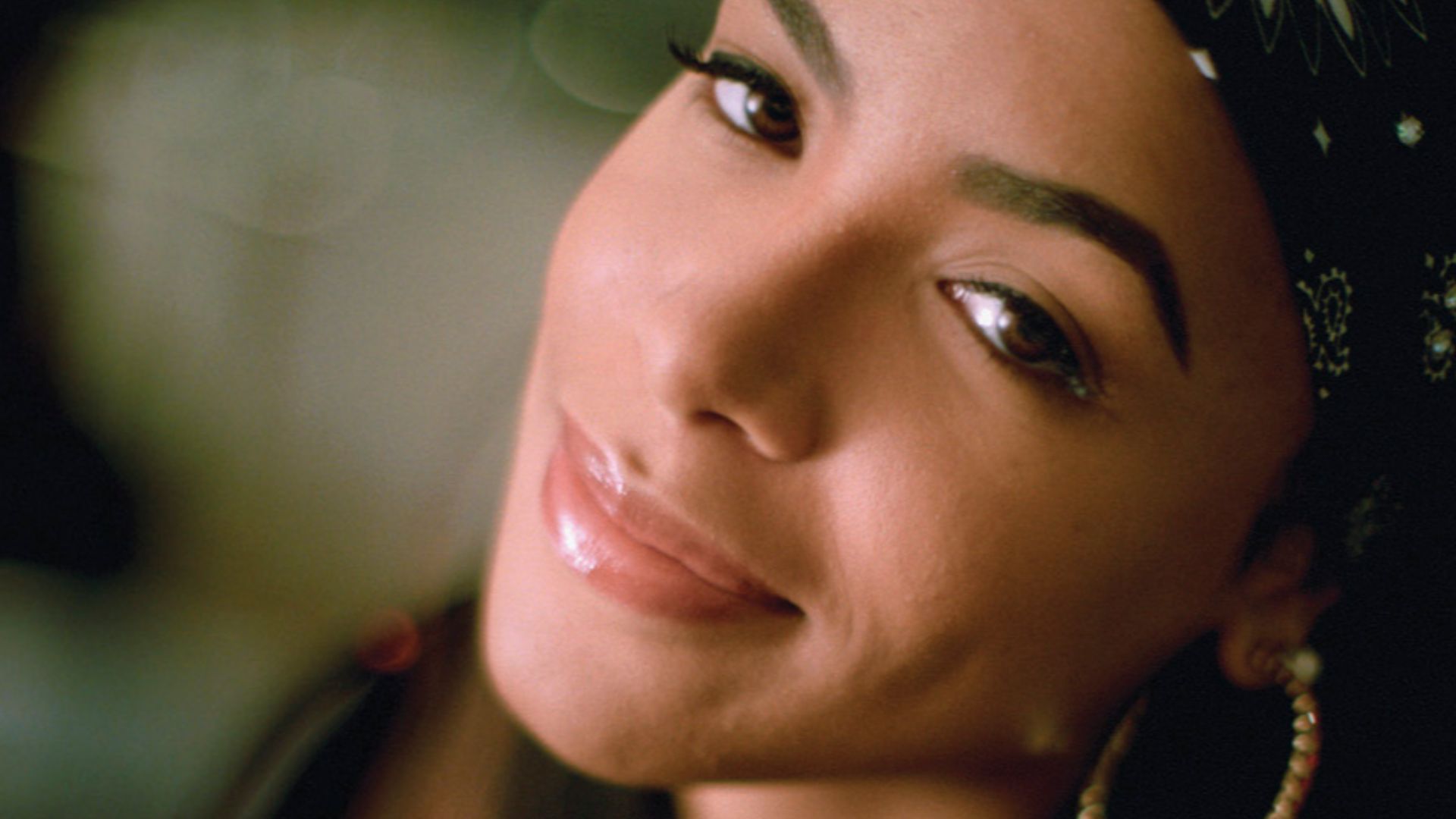 File:Aaliyah-02.jpg
