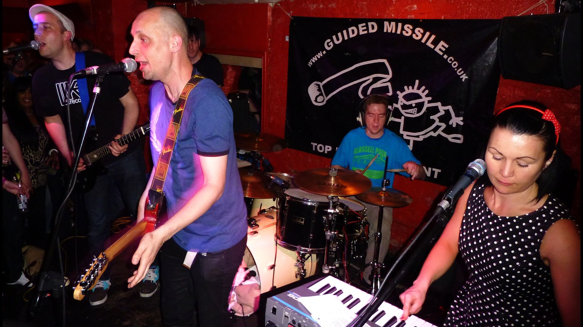 File:Bis Buffalo Bar.jpg