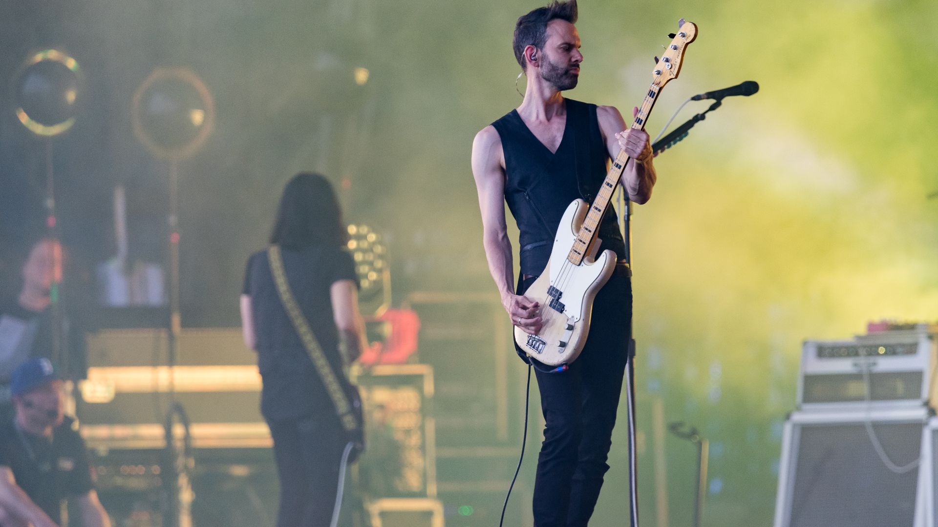 File:Placebo - 2022155204555 2022-06-04 Rock am Ring - Sven - 1D X MK II - 1417 - B70I0458.jpg
