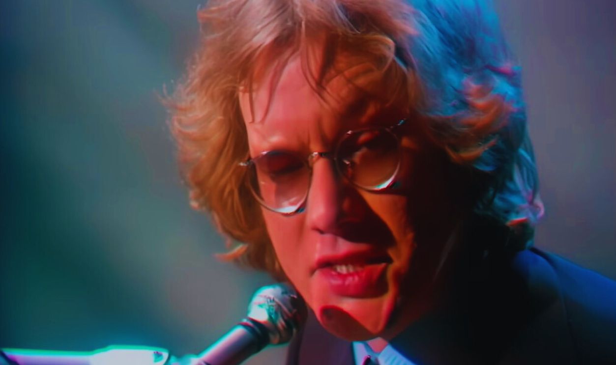 Screenshot from Warren Zevon – Werewolves of London (1978)