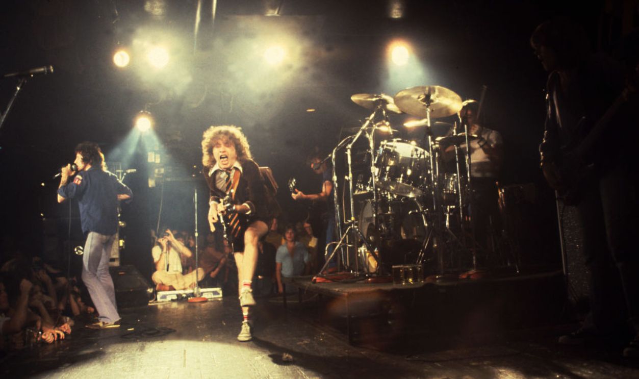 AC/DC Onstage