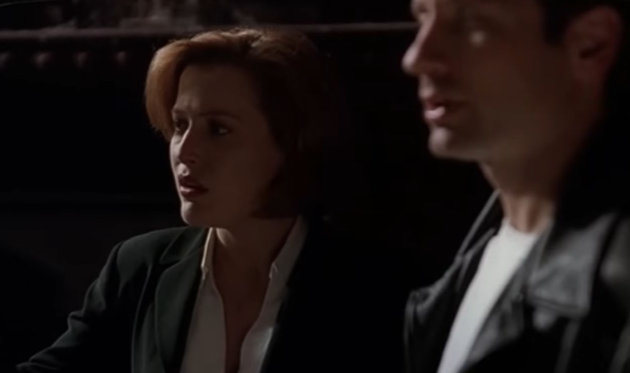 Screenshot from The X-Files, FOX (1993–2018)