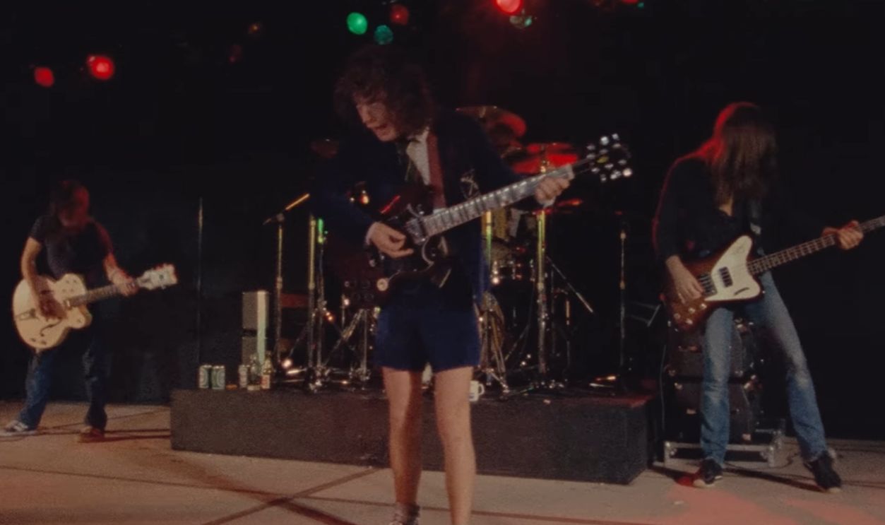 Screenshot from Back in Black (1980)