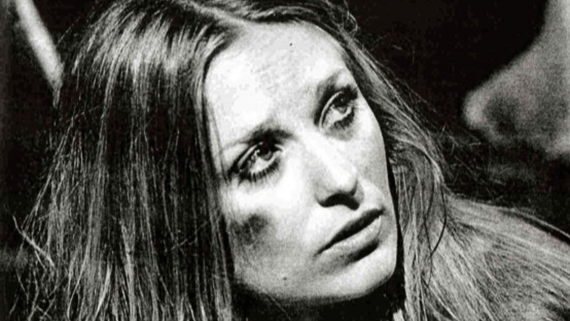 File:Marilyn Burns in The Texas Chain Saw Massacre.jpg