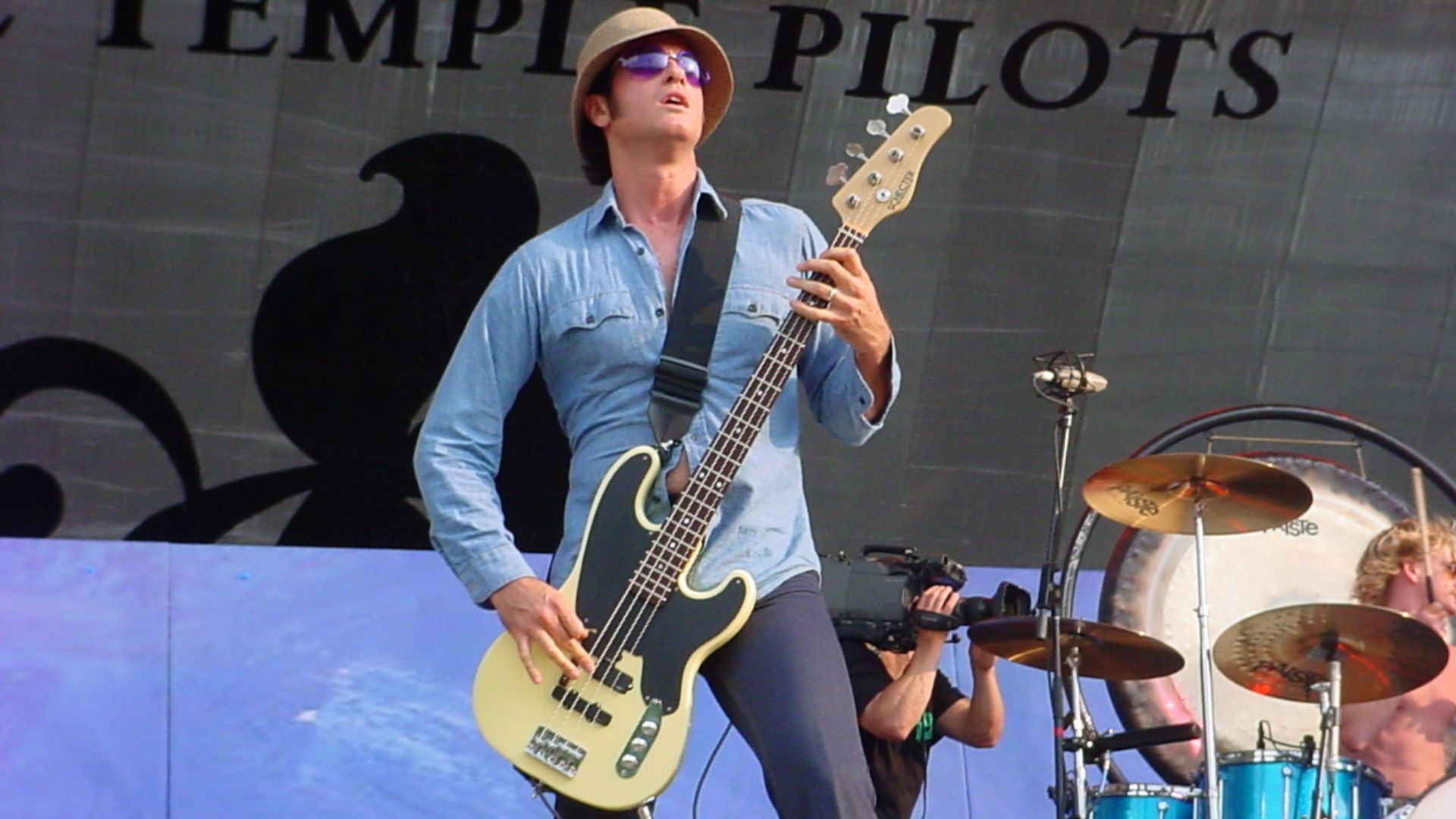 File:DeLeo Town Fair 2.jpg