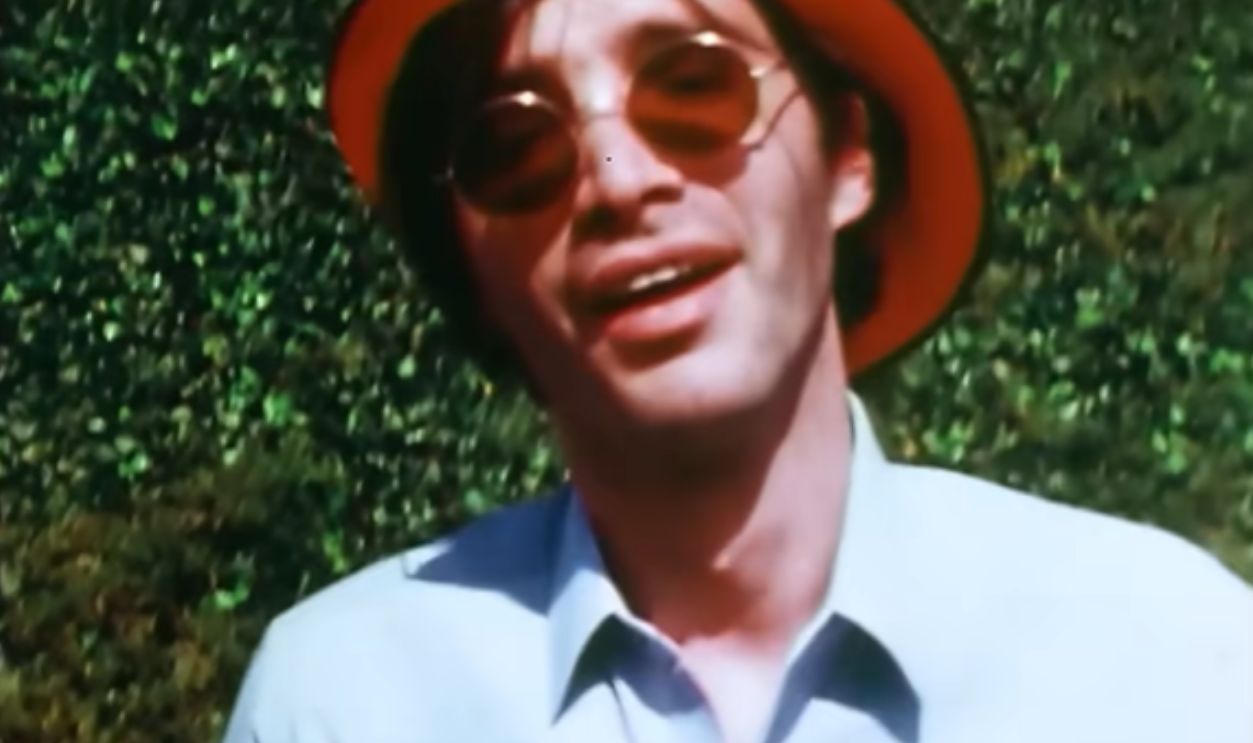 Screenshot from Good Vibrations (1966)