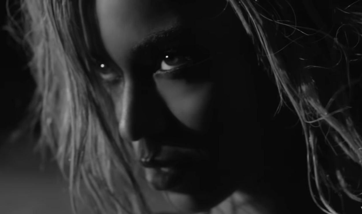 Screenshot from Drunk in Love (2013)