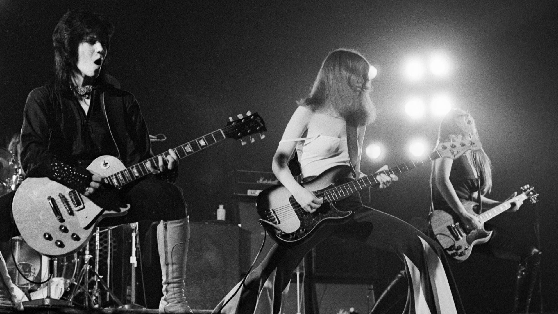 File:The Runaways at Brumrock '76 (4 of 7).jpg