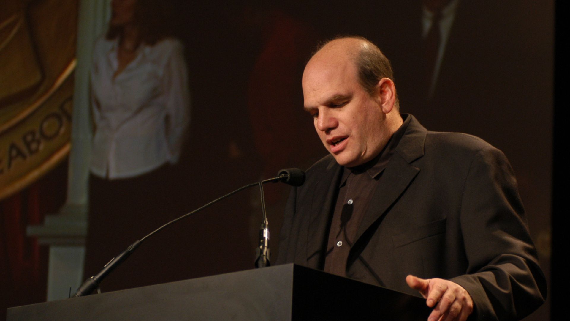 File:David Simon, May 2004 (1).jpg