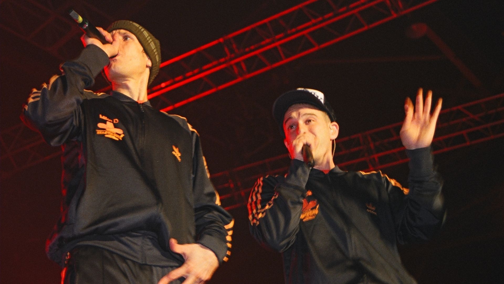 File:Beastie Boys at Trans Musicales 2004 in Rennes.jpg