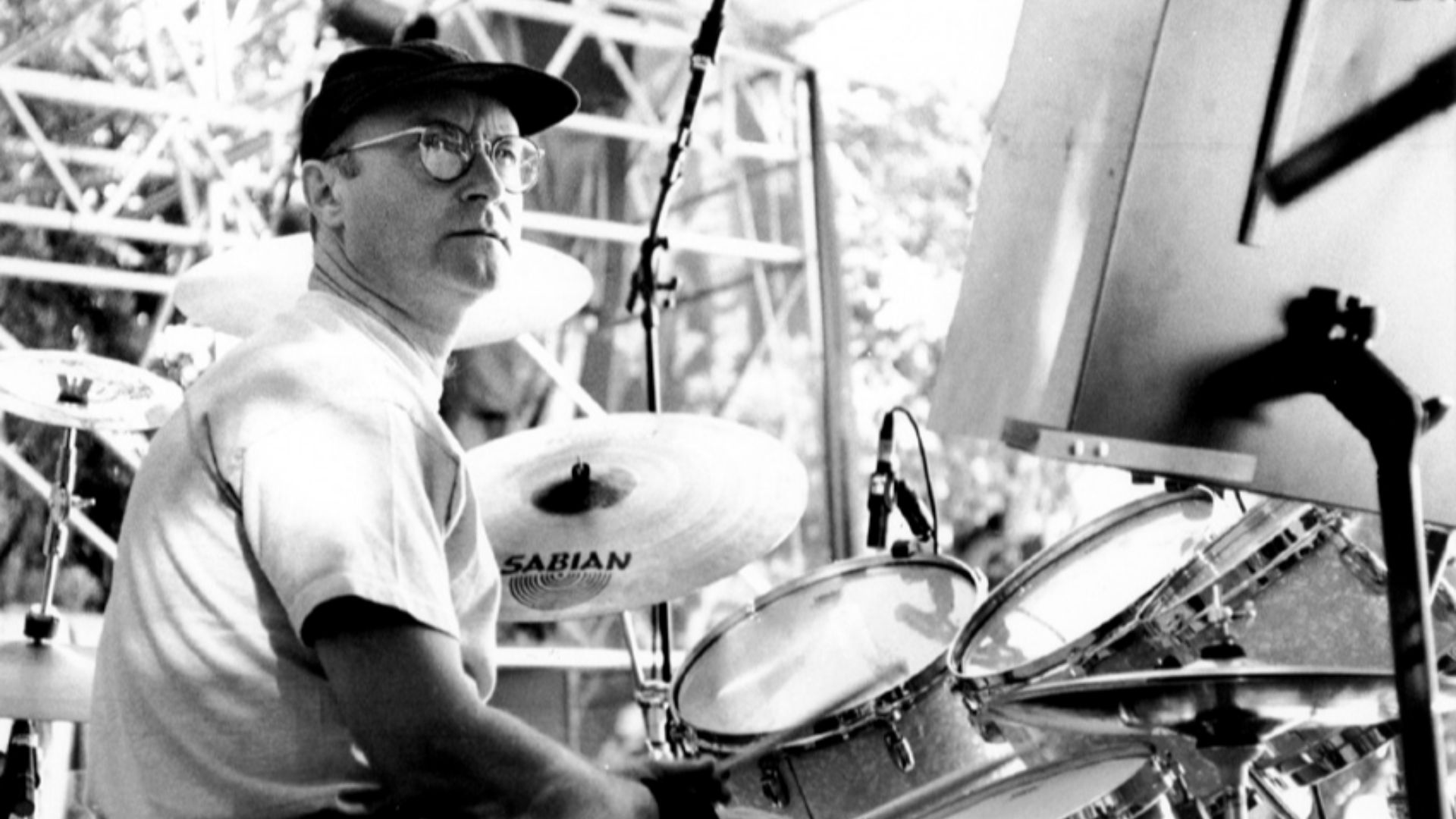 File:Phil Collins.jpg