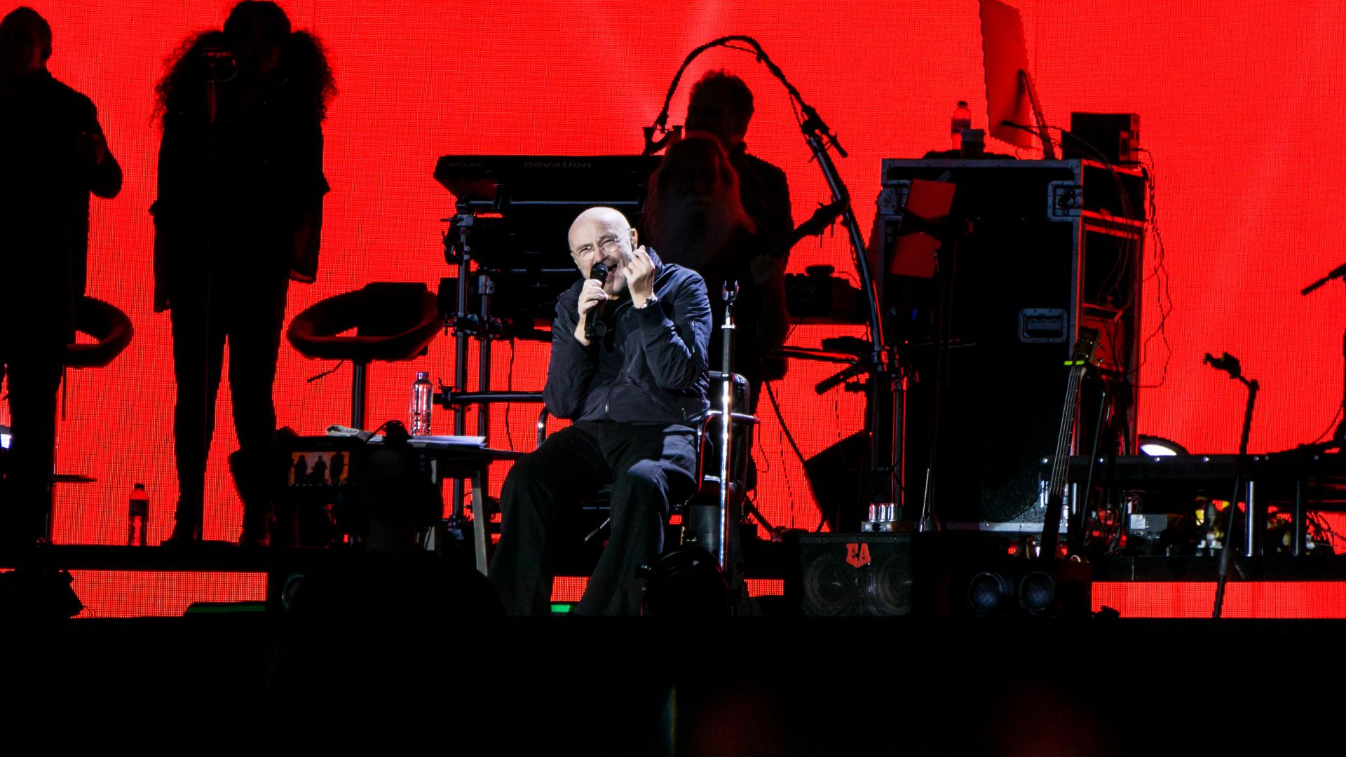 File:Phil Collins - BST Hyde Park - Friday 30th June 2017 PCollinsBST300617-26 (35649688476).jpg