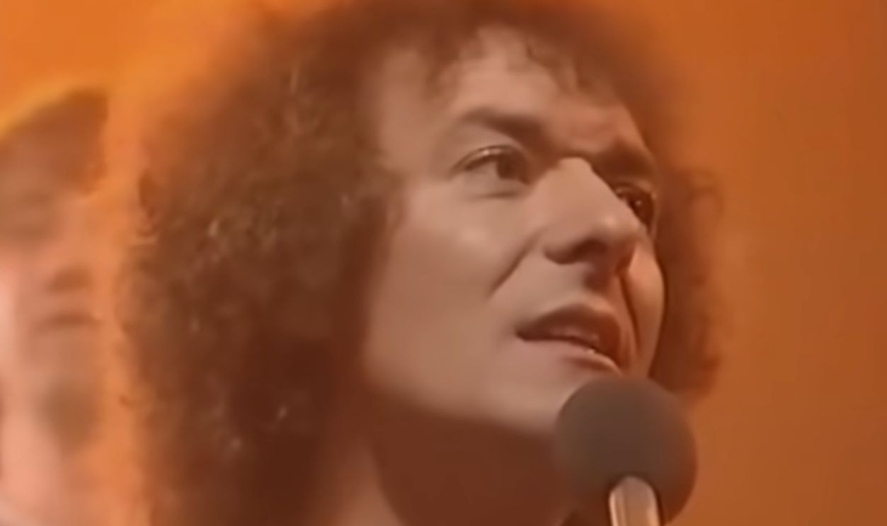 Screenshot from He Ain’t Heavy, He’s My Brother (1969)