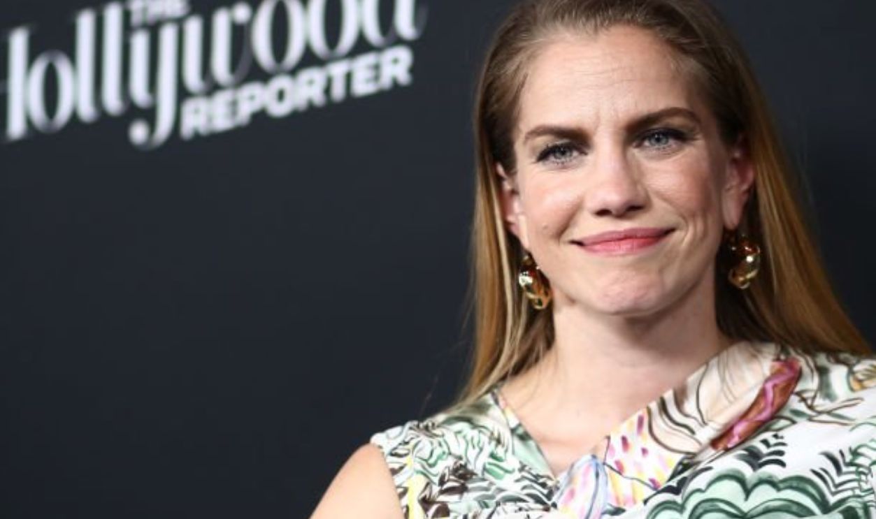 BEVERLY HILLS, CALIFORNIA - SEPTEMBER 20: Anna Chlumsky attends The Hollywood Reporter And SAG-AFTRA Celebrate Emmy Award Contenders At Annual Nominees Night on September 20, 2019 in Beverly Hills, California.