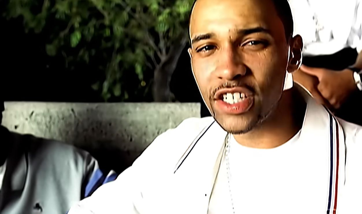 Screenshot from Pump It Up (2003)