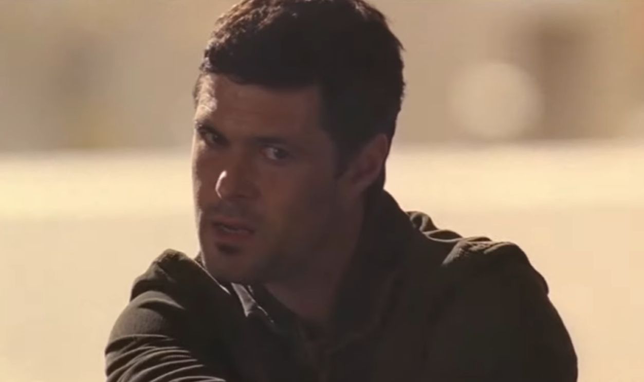 Screenshot from 24 (2001-2010)