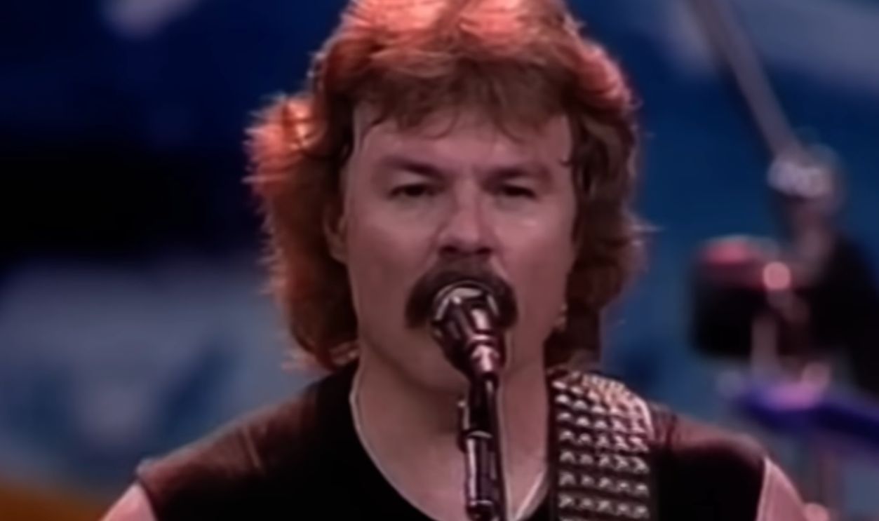  Screenshot from Long Train Runnin’ (1973)