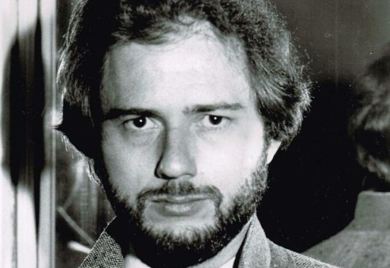 Black and white publicity still of Rupert Holmes