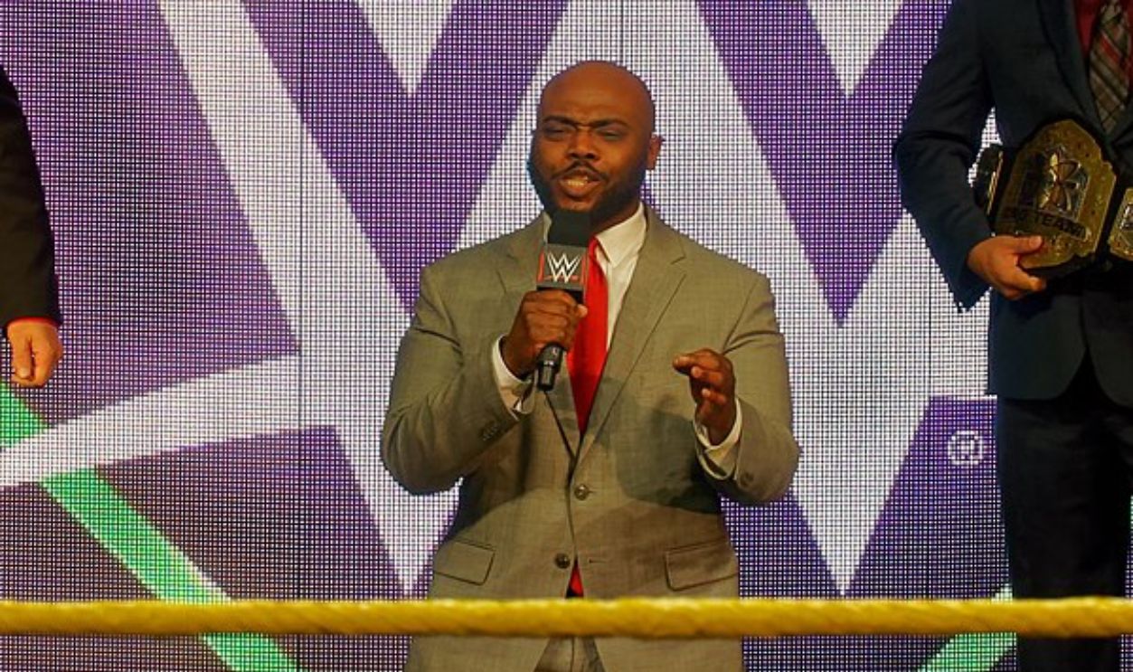 Malcolm Bivens (Stokely Hathaway) 