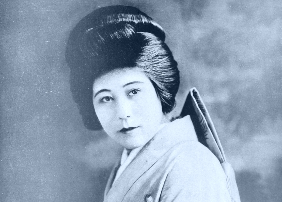 Tsuru Aoki in a fan-magazine portrait from 1920