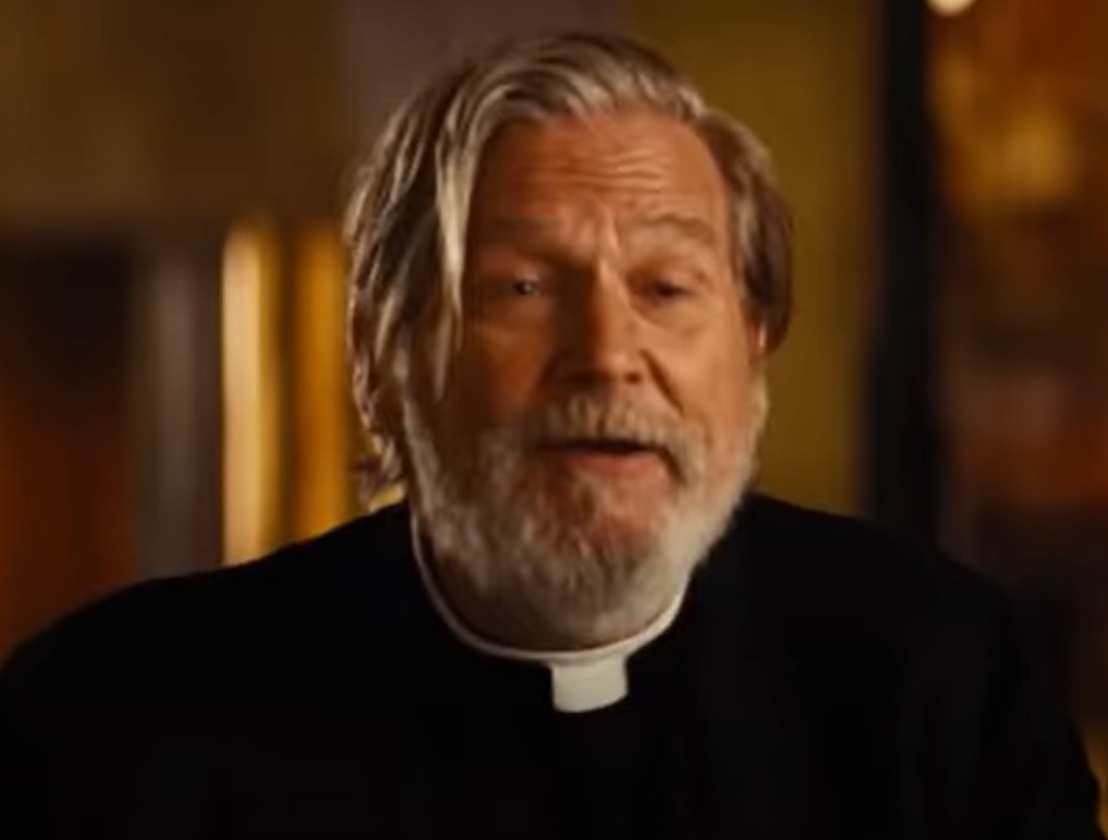 A visually captivating still taken from a pivotal moment in the film Bad Times at the El Royale (2018)