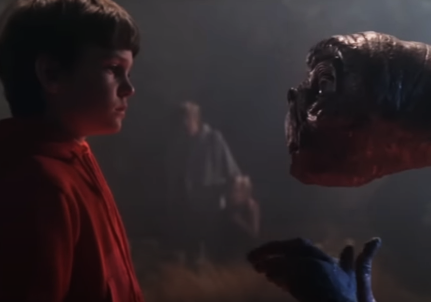 Screenshot of the movie E.T. the Extra-Terrestrial