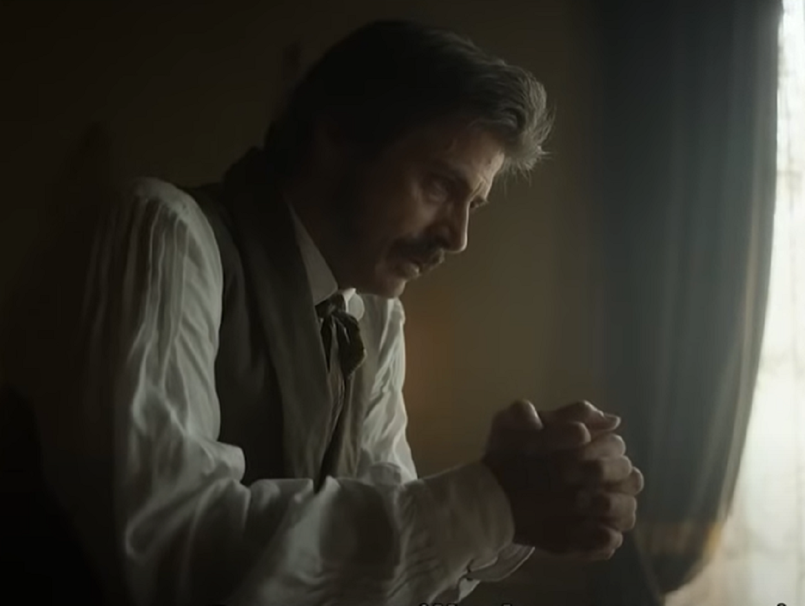 Screenshot from tv series - The Leopard (2025-)