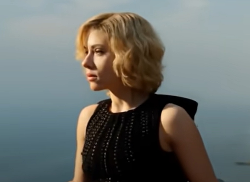 A visually captivating still taken from a pivotal moment in the film Lucy (2014)