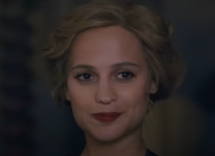 A visually captivating still taken from a pivotal moment in the film The Danish Girl (2015)