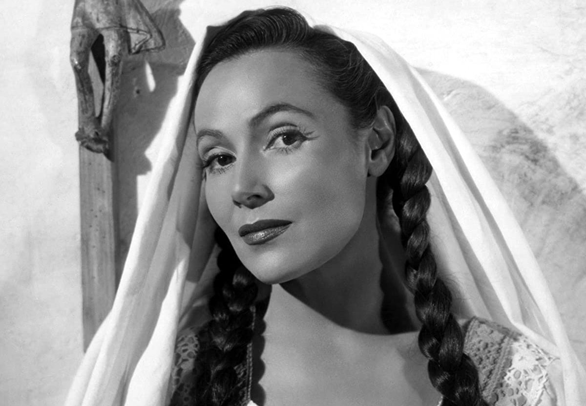 Dolores del Río in a publicity photo for the film The Fugitive