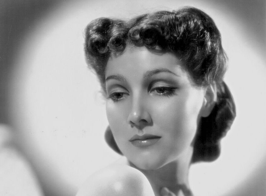 Publicity portrait of actress Jean Parker looking away from the camera