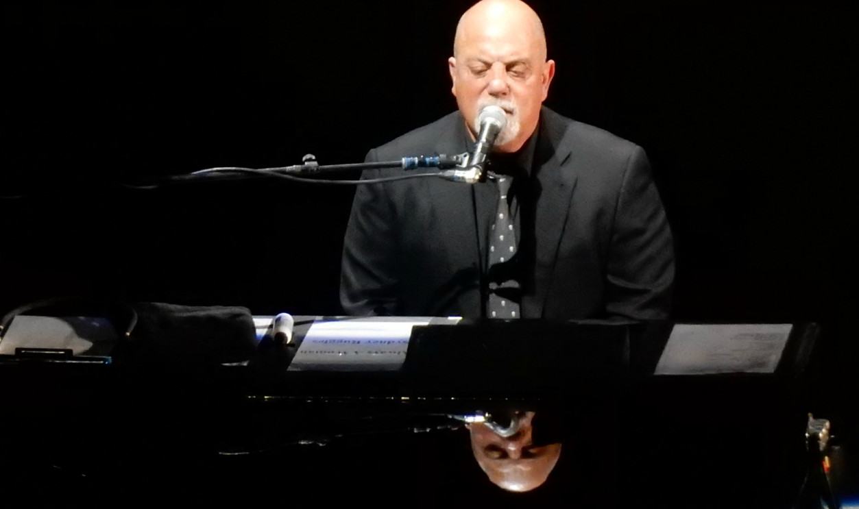 File:BillyJoel2016MSG.jpg