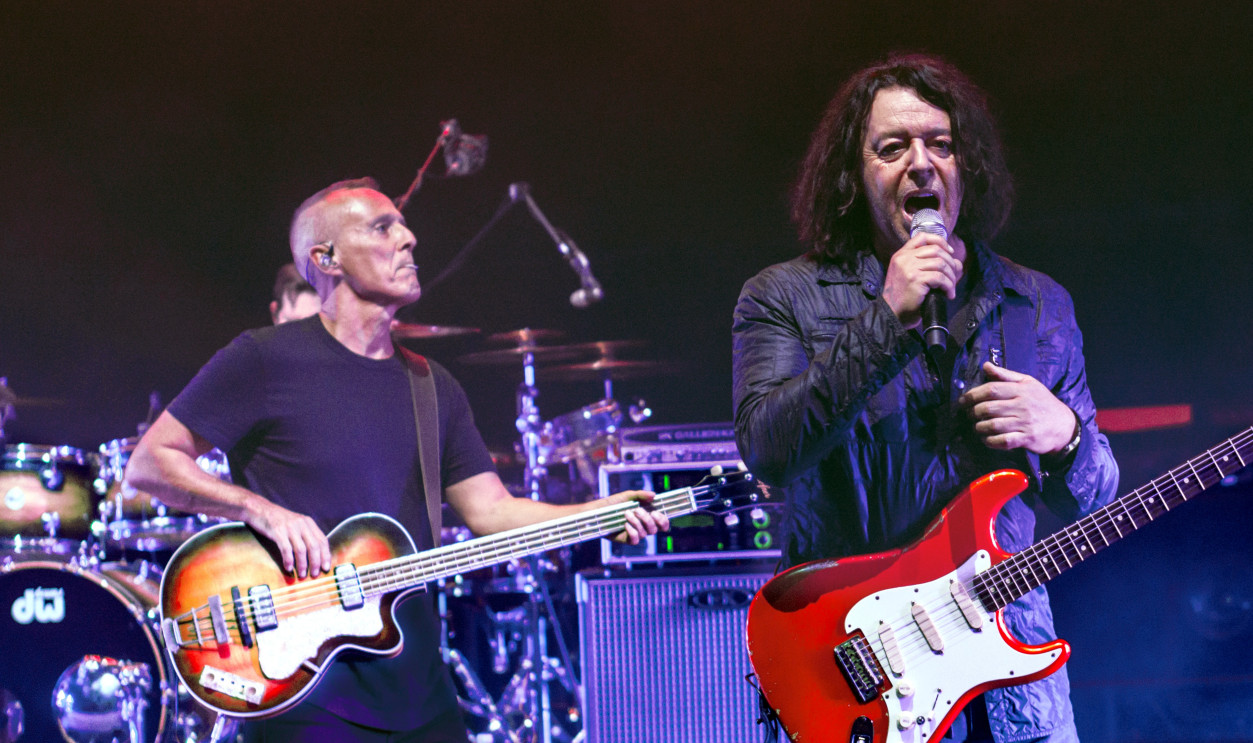 File:TearsFearsRAH271017-28 (37982003406).jpg