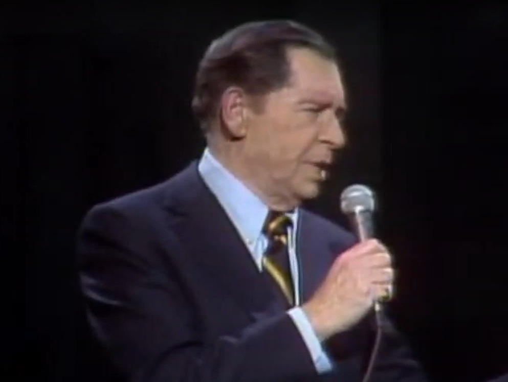 A visually captivating still taken from a pivotal moment in variety show Saturday Night Live (1975-)A visually captivating still taken from a pivotal moment in variety show Saturday Night Live (1975-)A visually captivating still taken from a pivotal moment in variety show Saturday Night Live (1975-)A visually captivating still taken from a pivotal moment in variety show Saturday Night Live (1975-)