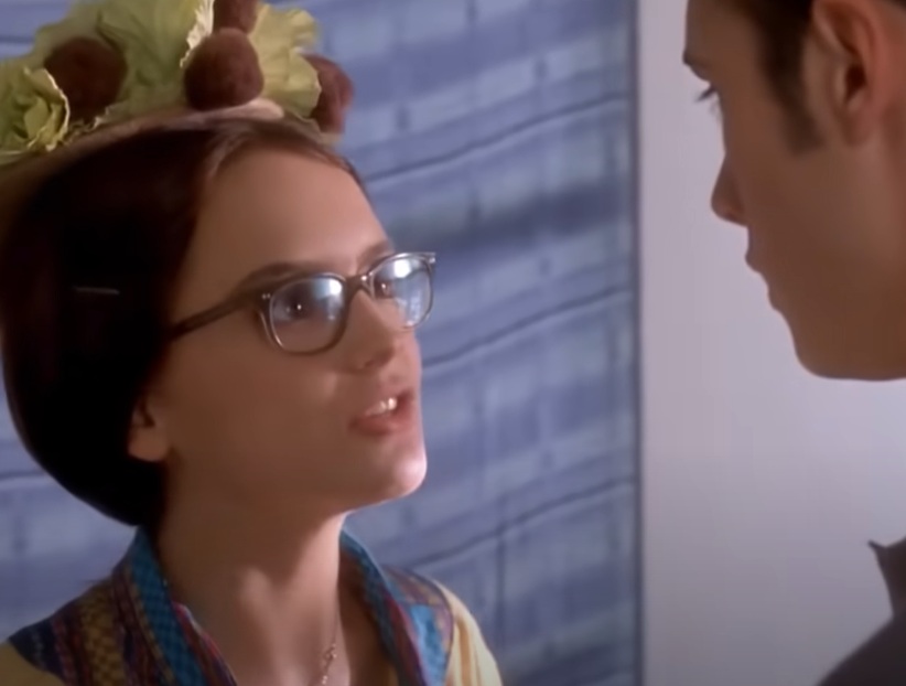 A visually captivating still taken from a pivotal moment in the film She's All That (1999)