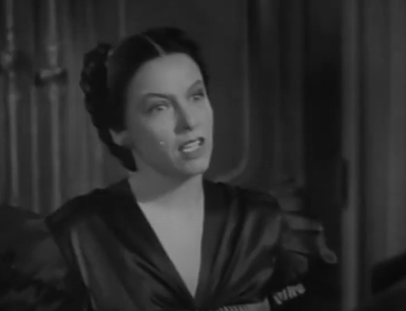 Screenshot of Gale Sondergaard from - Anthony Adverse (1936)