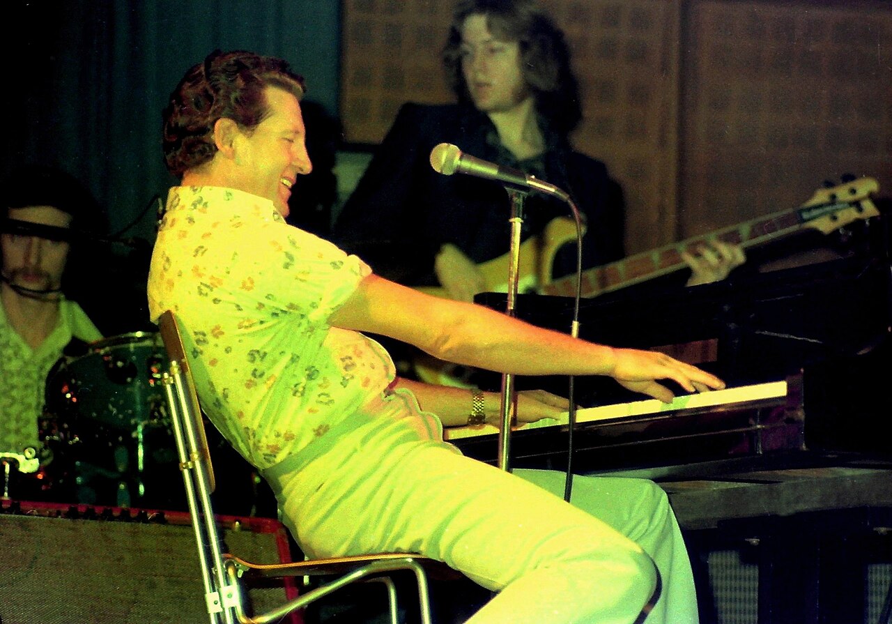 Jerry Lee Lewis performing in 1977