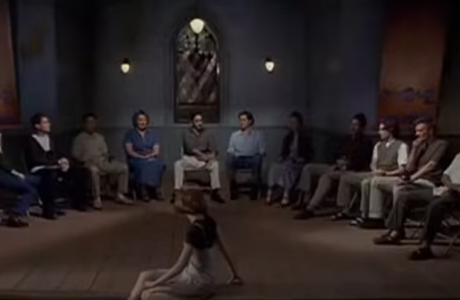 A screenshot of the movie Existenz