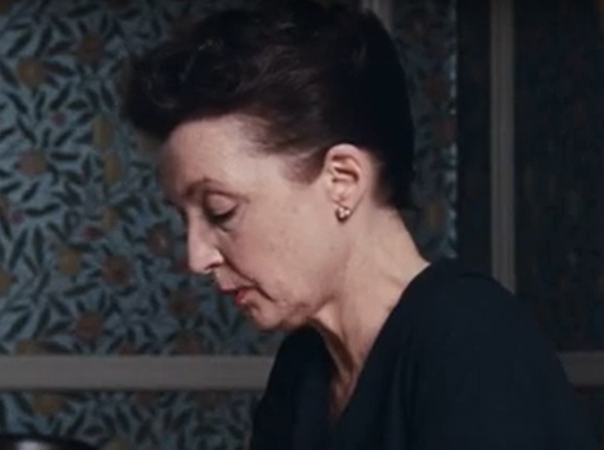 A visually captivating still taken from a pivotal moment in the film Phantom Thread (2017)