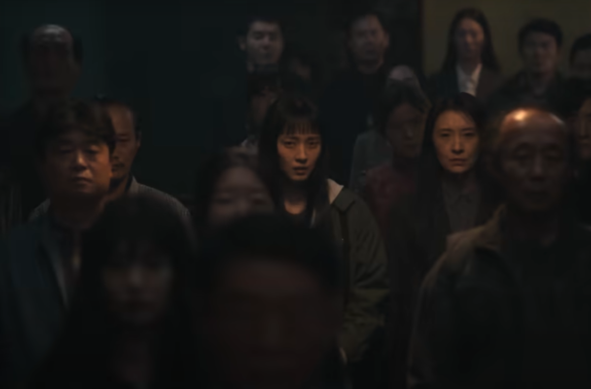 A screenshot of the TV Show Parasyte: The Grey