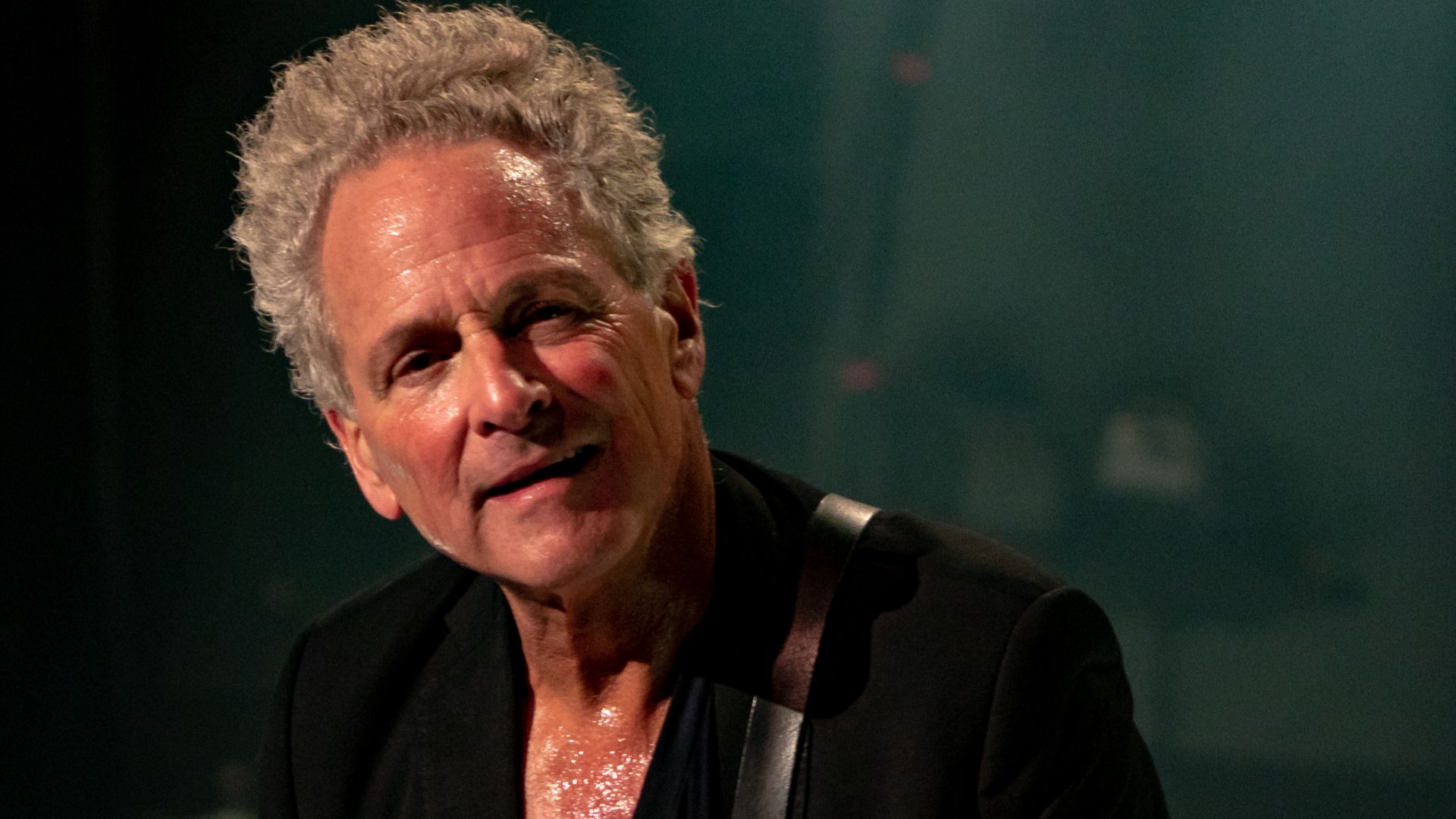 File:Lindsey Buckingham (cropped).jpg