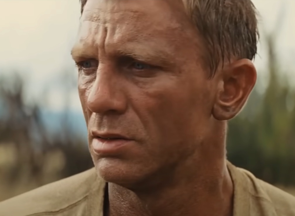 A visually captivating still taken from a pivotal moment in the film Cowboys & Aliens (2011)