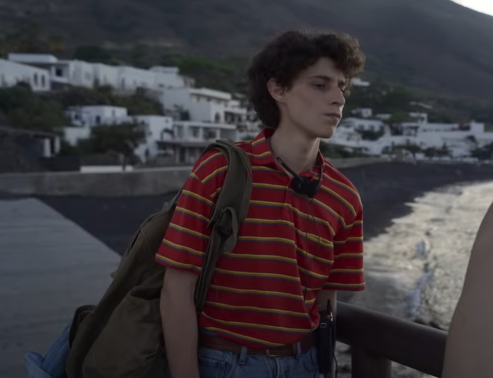 Screenshot from the movie - È Stata La Mano Di Dio (2021)