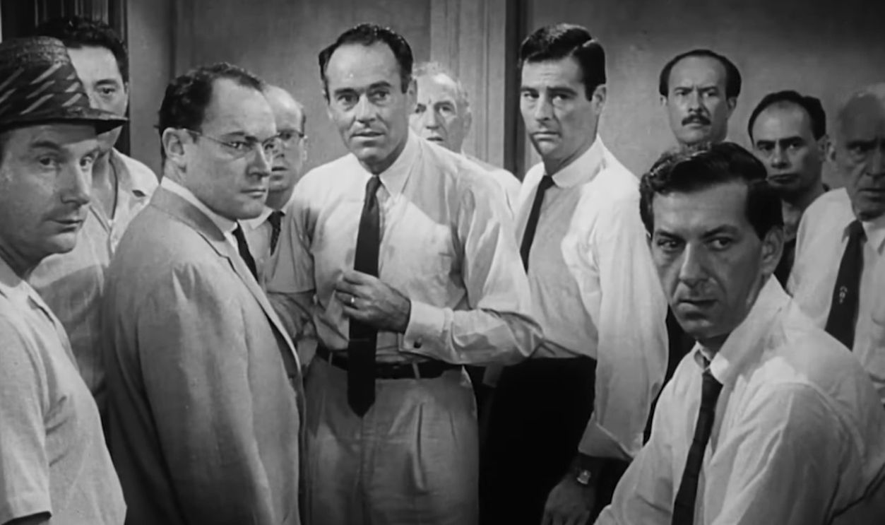 12 ANGRY MEN