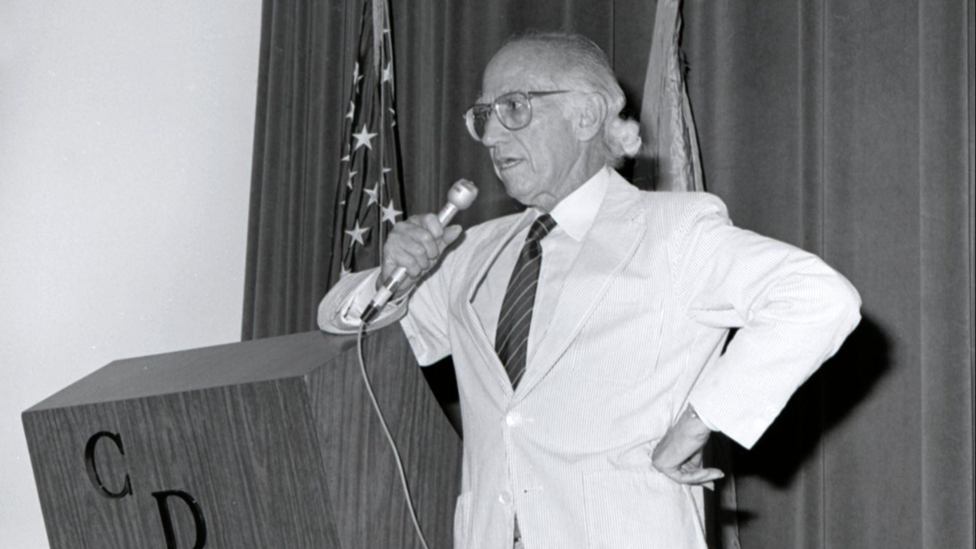File:Jonas Salk 1988.jpg
