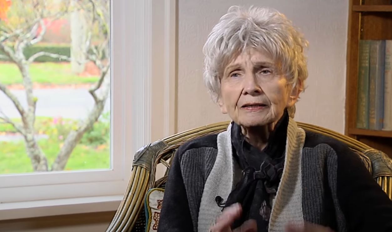 Alice Munro