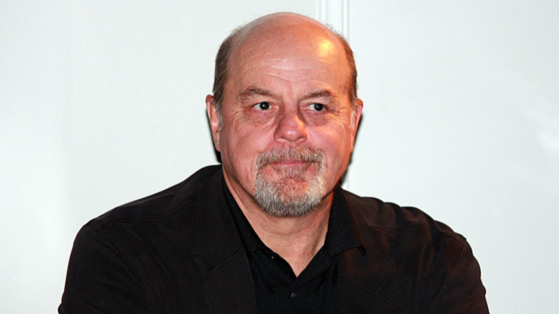 File:Michael Ironside WOH-06.jpg